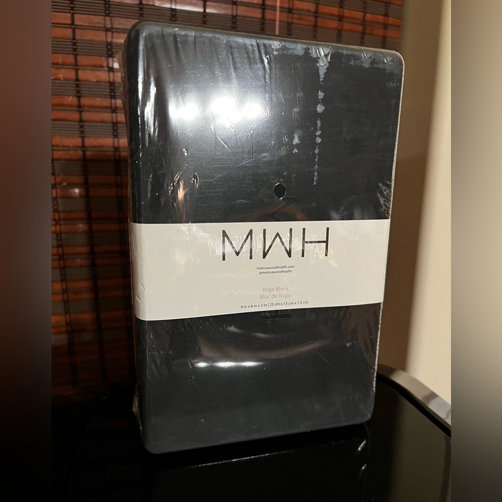 New MWH Melissa Wood Health Yoga Block